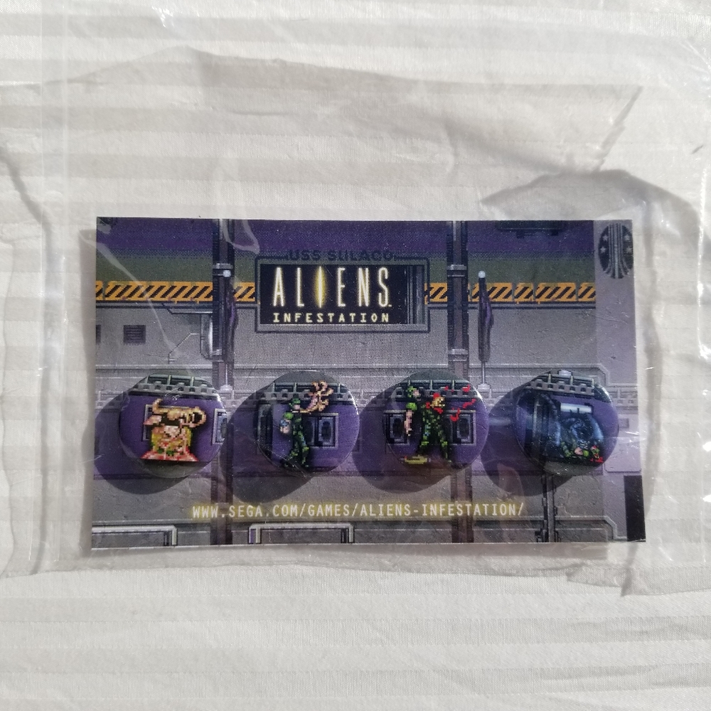 Nintendo DS Aliens Infestation 4-Button Set Retro - Picture 6 of 8